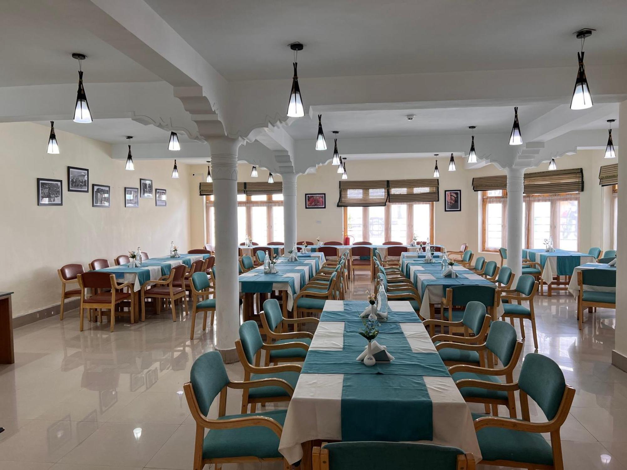 Hotel New Glacier View Leh Esterno foto