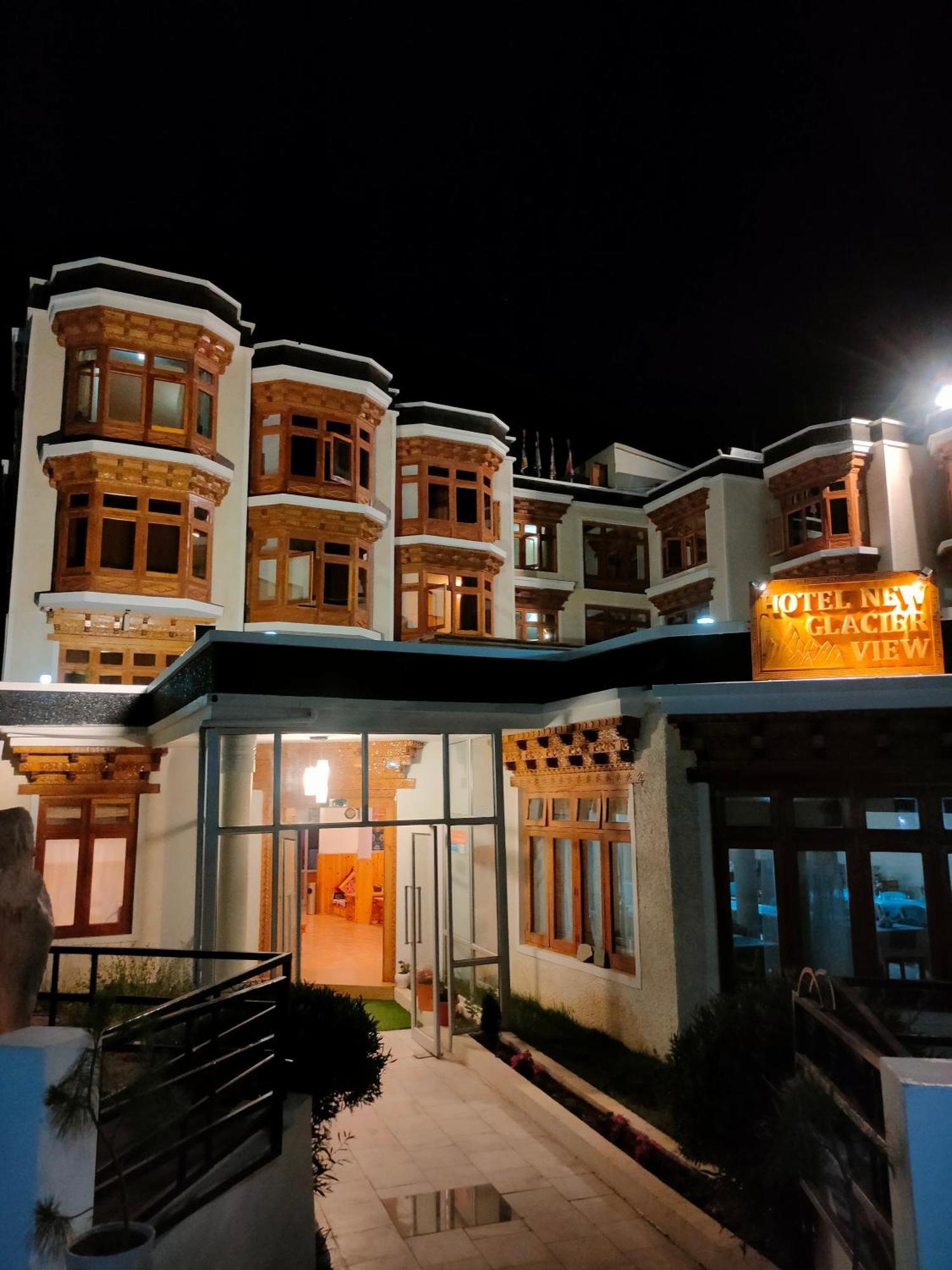 Hotel New Glacier View Leh Esterno foto