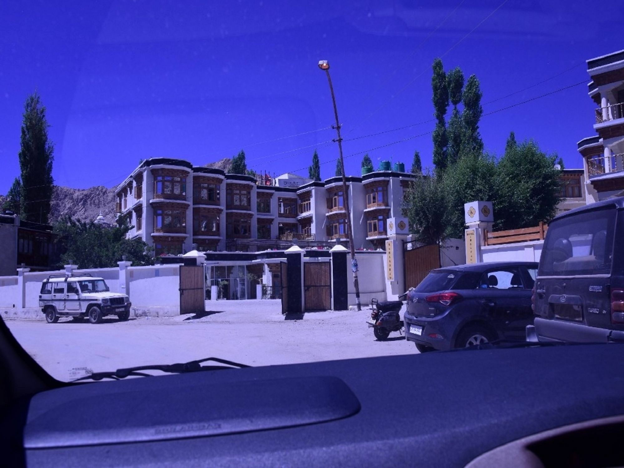 Hotel New Glacier View Leh Esterno foto