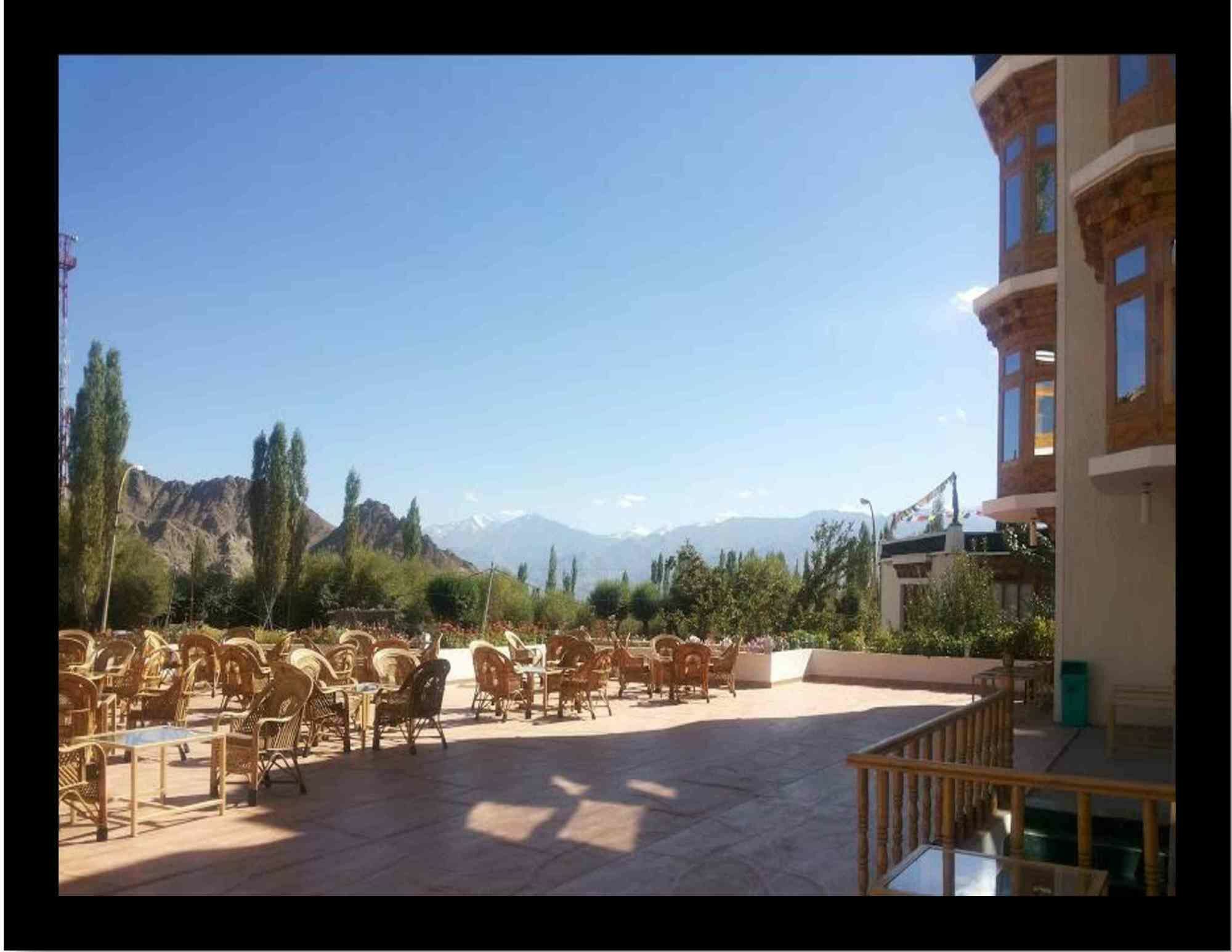 Hotel New Glacier View Leh Esterno foto
